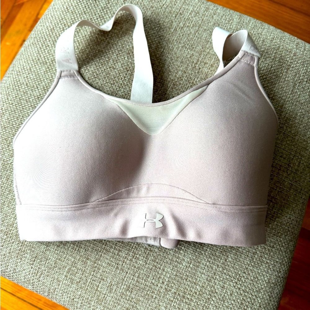 Under armor molded adjustable sports bra size small